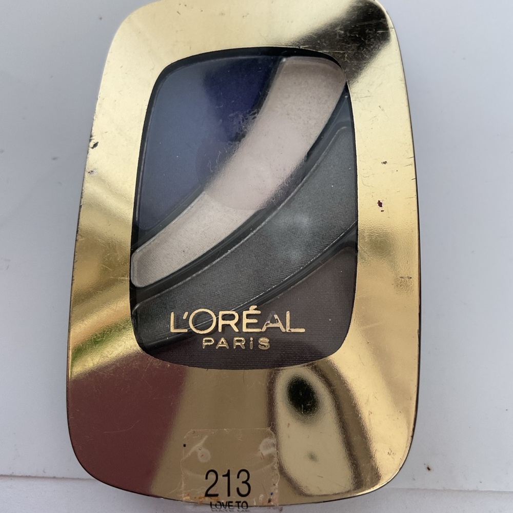 L’Oréal Color Riche eyeshadow in Love To Hate Me NWT - Picture 3 of 7